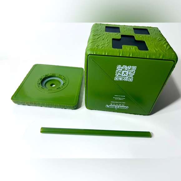 A Minecraft Movie - Creeper Cup w/ Straw - Brand New 🧱🧟♂️⛏️ - Picture 5 of 11